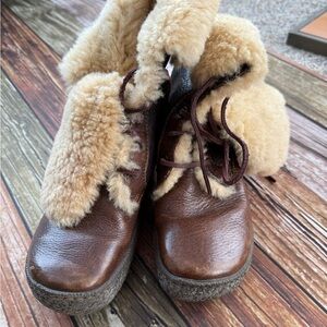 Born Sherpa Lined Leather Boots
